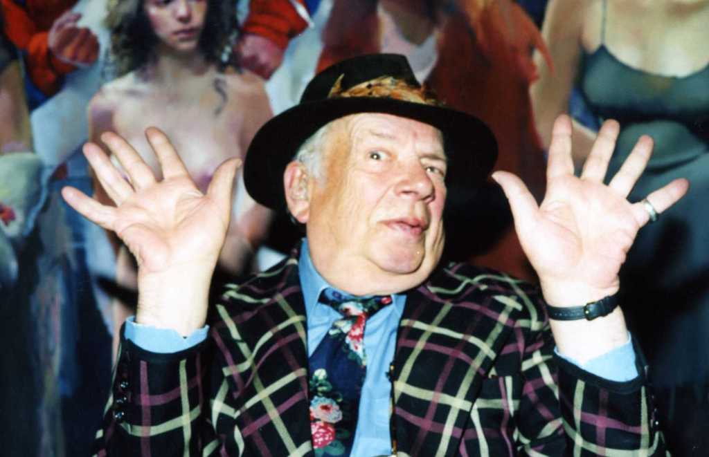 George Melly in the Lenkiewicz Studio Plymouth Barbican.